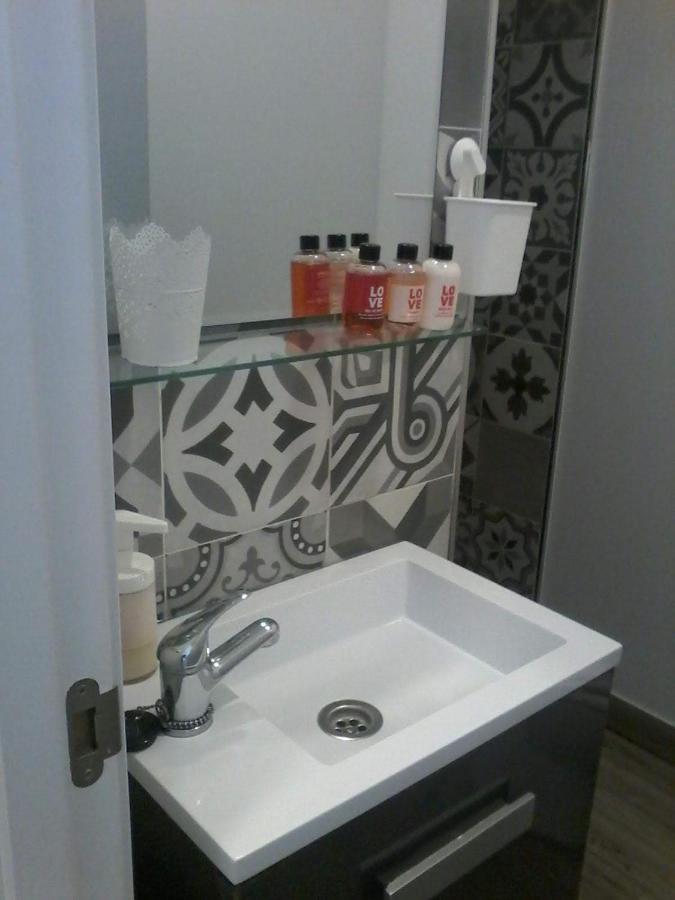 Pequeno Con Mini Piscina - No Climatizada Appartement Valence
